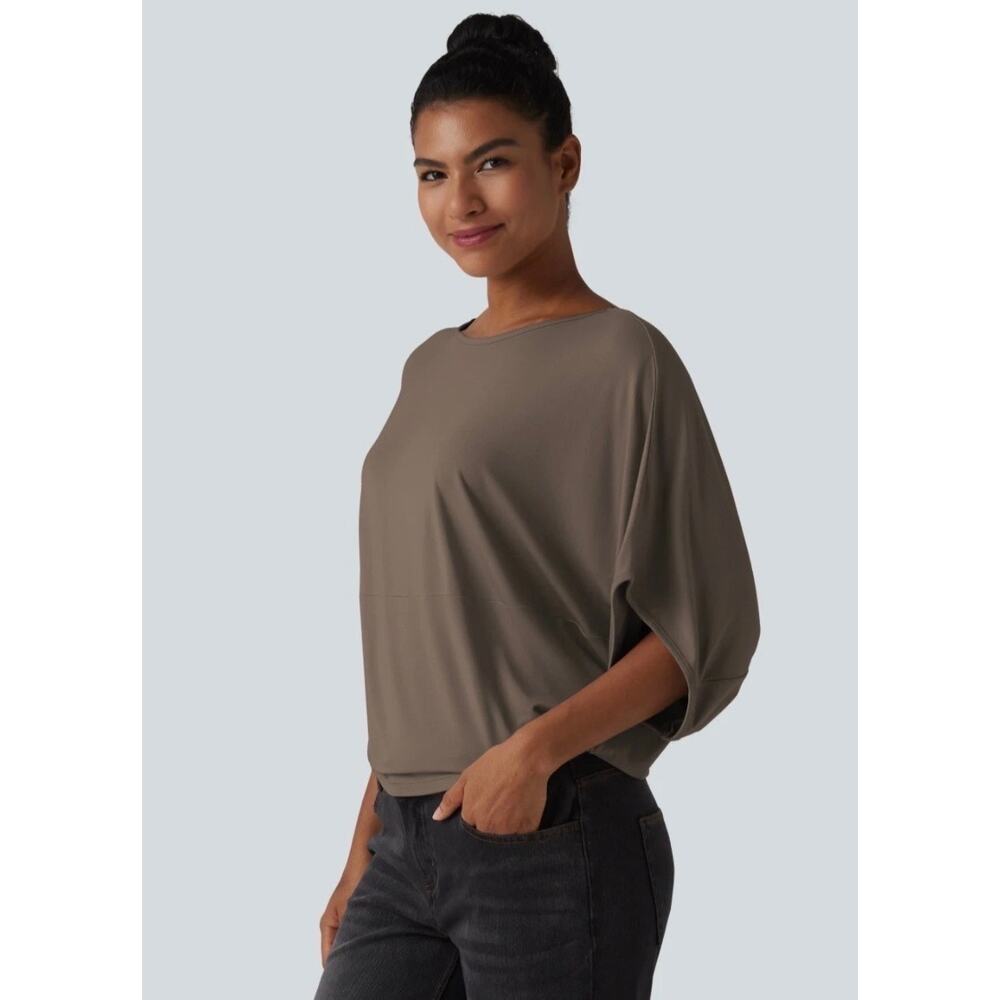 NWT! Halara Taupe Brown Round Neck Batwing Sleeve Relaxed Top M - Picture 4 of 5